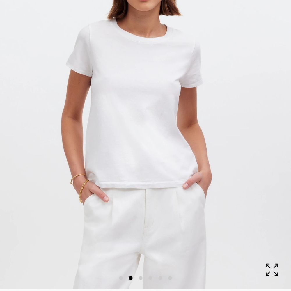 MOVING SALE! Madewell Northside Vintage T-Shirt